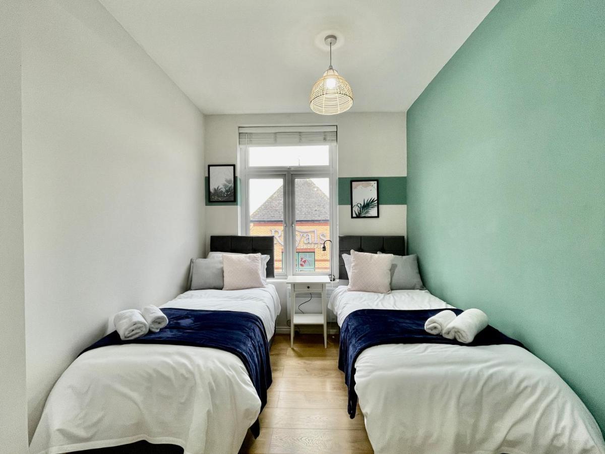 City Centre Gem In Southend Near The Beach, Station And Parking Apartamento Exterior foto